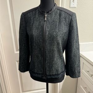 Elie Tahari blazer 10 beautiful